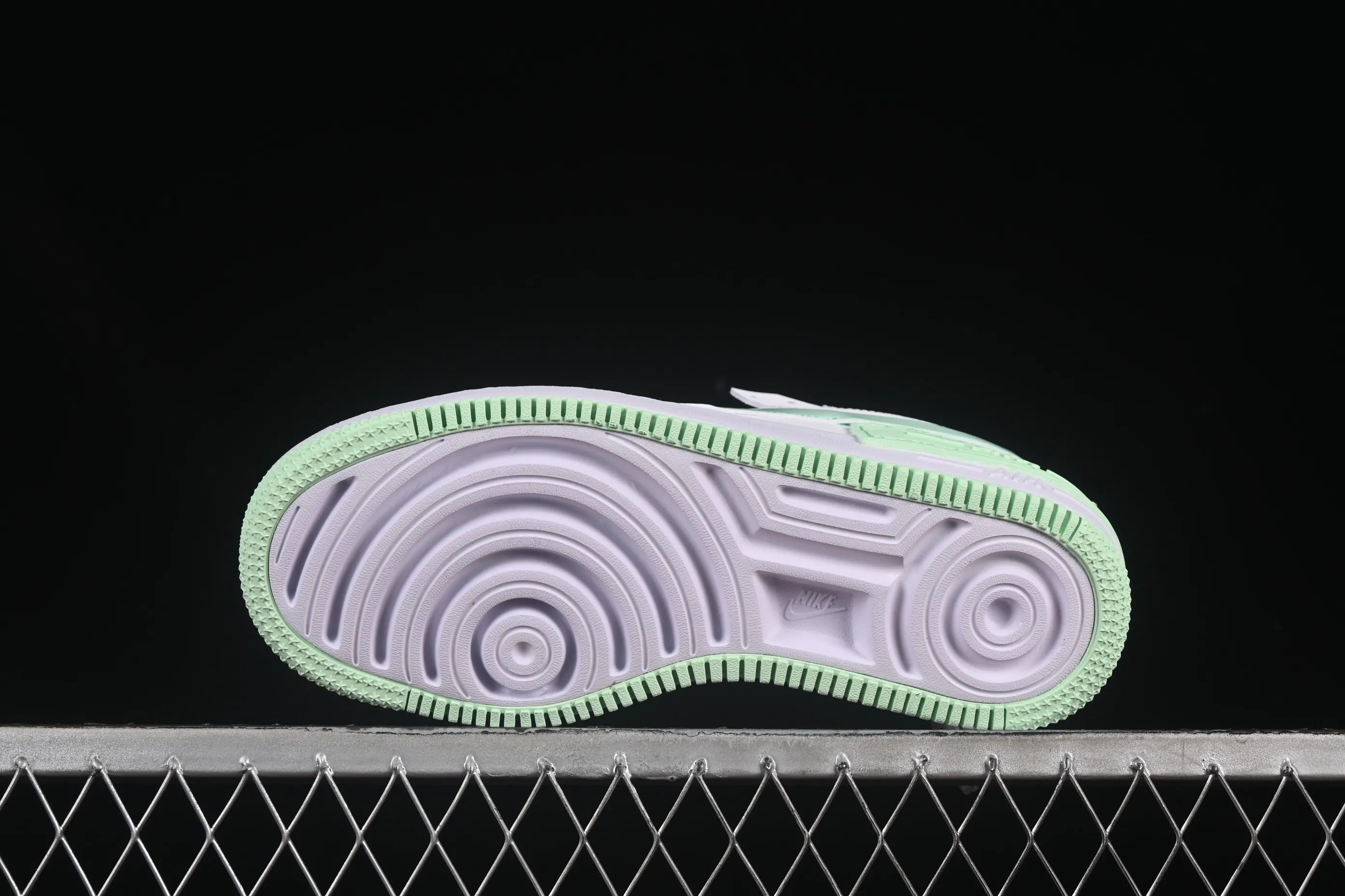 All Categories Nk Air Force 1 Air Force Series Nk Air Force 1 Shadow Air Force Lightweight Increase Nk Air Force 1 Shadow Air Force One Lightweight Increase Low-top Versatile Sneakers FZ3773-100